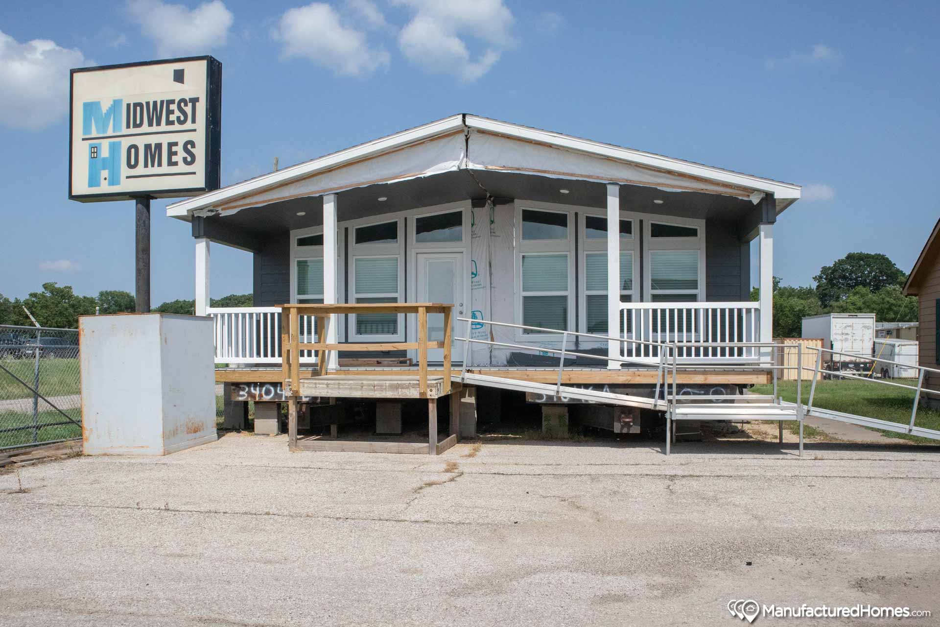 Bonnavilla Glenwood XL For Sale by Midwest Homes